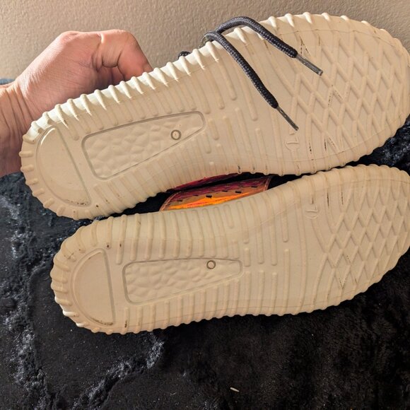 SoleMates Holographic Tennis Shoes, Size 7 - Picture 3 of 3